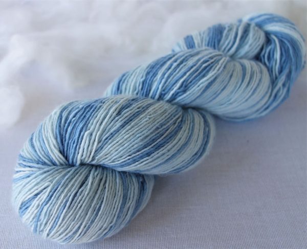 Laine superwash mérinos – teinture végétale indigo 1146-1147-1148-1149-1150