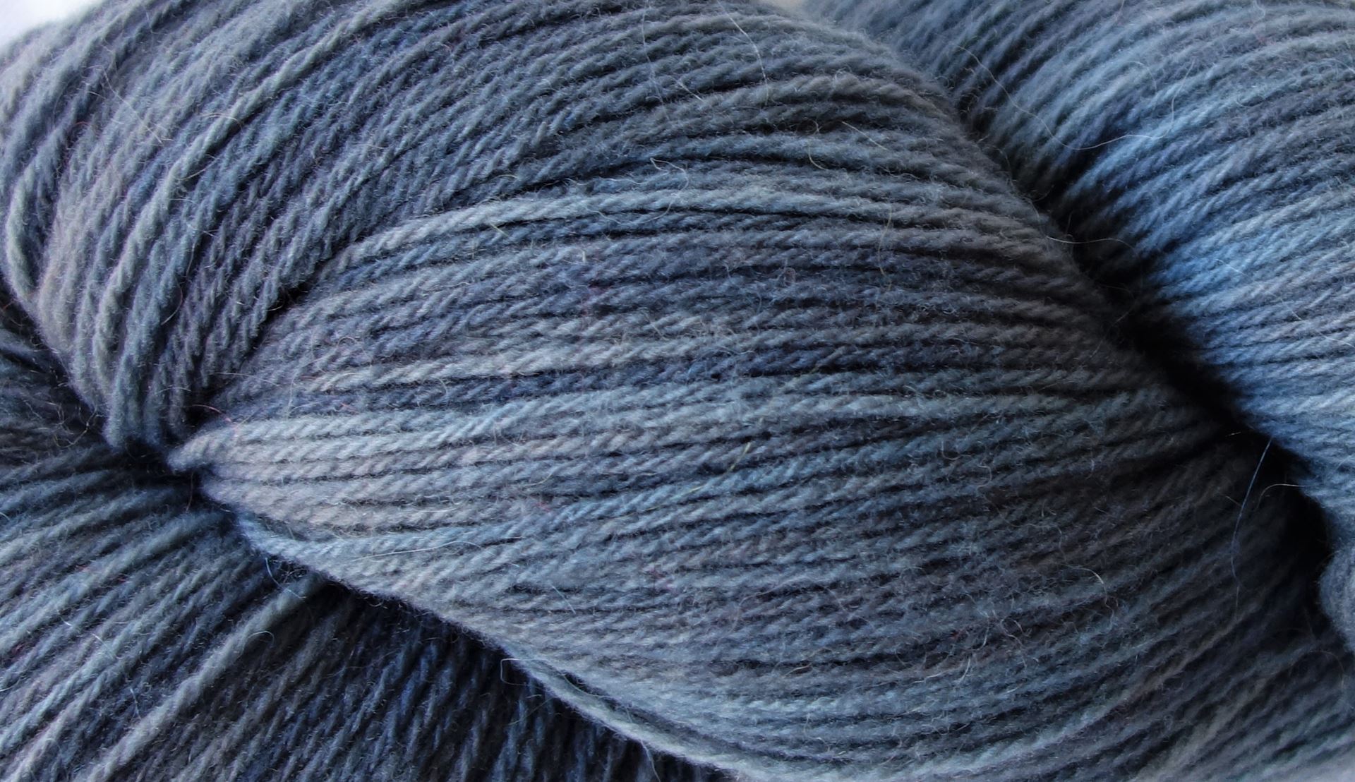 Laine maco-mérinos - indigo - gris – Laines Made In Grand Mas
