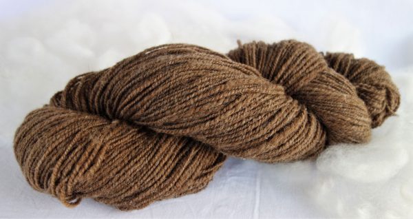 Filage de laine naturelle – shetland marron 90