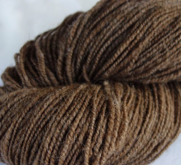 Filage de laine naturelle – shetland marron 90