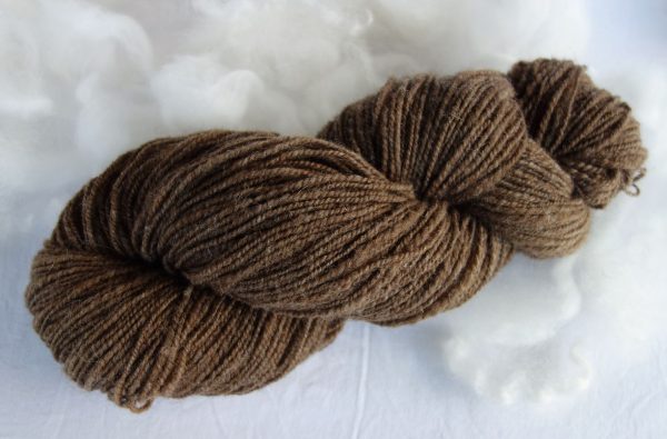 Filage de laine naturelle – shetland marron 90