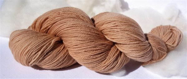 Laine mérinos superwash Teinture végétale à l’avocat. 1207-1208 1203-1204-1205-1206