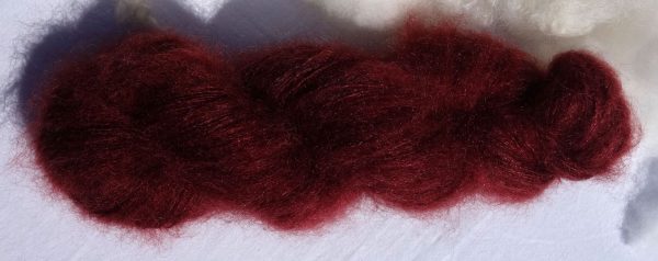 Laine kid mohair et soie. Lace. Teinture lac-dye. foncé. 1307-1308-1309