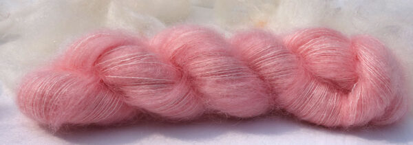 Laine soie et mohair cochenille 2230